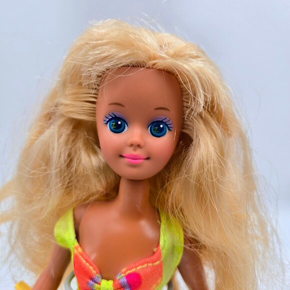 Hawaiian Fun Skipper Doll 1990 Original Swimsuit And Skirt Mattel 5942 Read - Picture 2 of 16